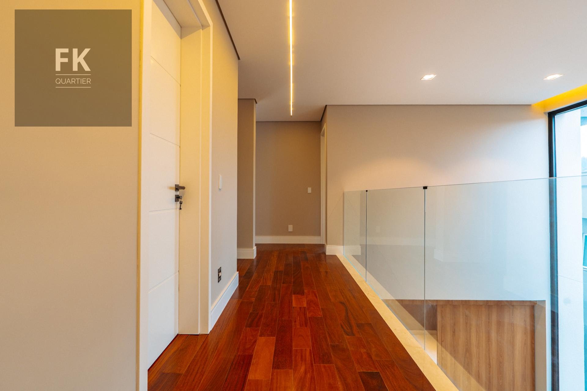 Casa à venda com 4 quartos, 4 suítes, 6 vagas e 540m² no Tamboré, Santana de Parnaíba (SP) — foto 9 de 26