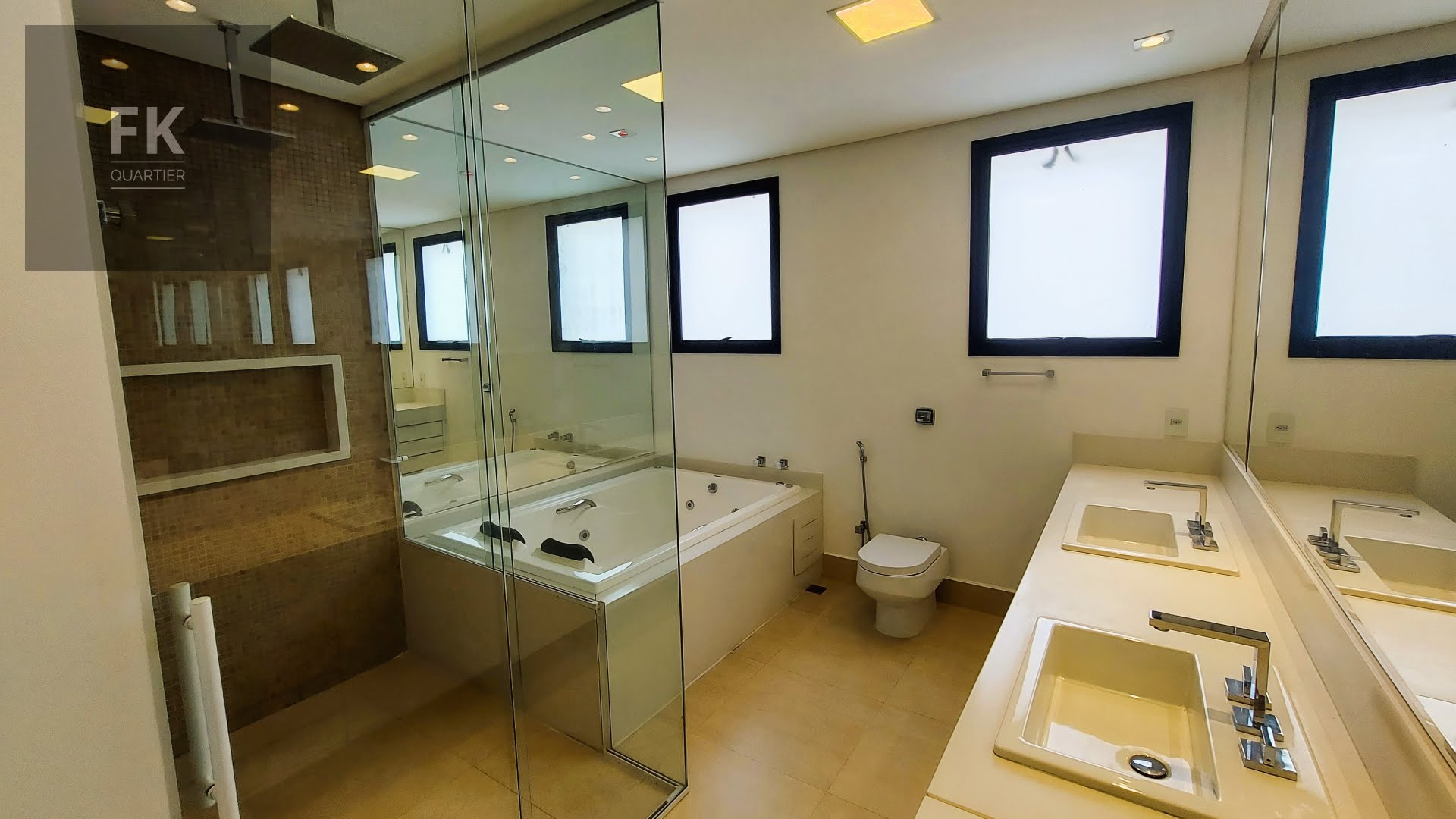 Casa à venda com 5 quartos, 5 suítes, 4 vagas e 730m² no Alphaville Conde II, Barueri (SP) — foto 19 de 30