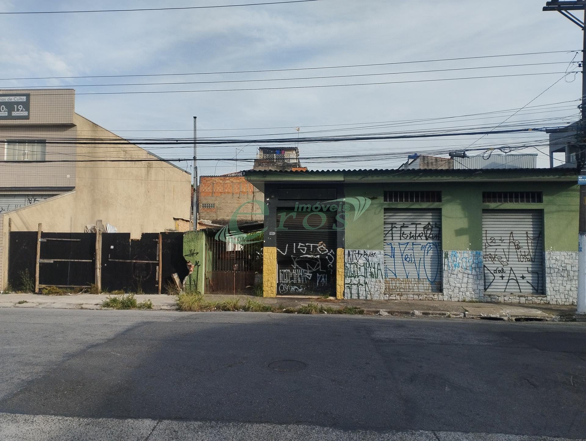 FACHADA TERRENO