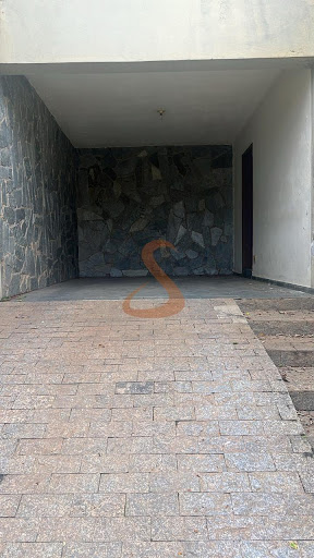Casa à Venda em Jardim Sorirama - 230m², 3 Dormitórios