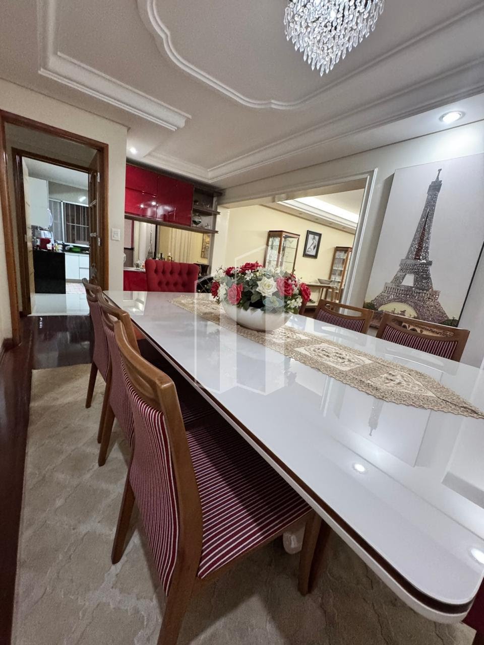 Apartamento à venda com 4 quartos, 2 suítes, 2 vagas e 198m² no Setor Oeste, Goiânia (GO) — foto 5 de 11