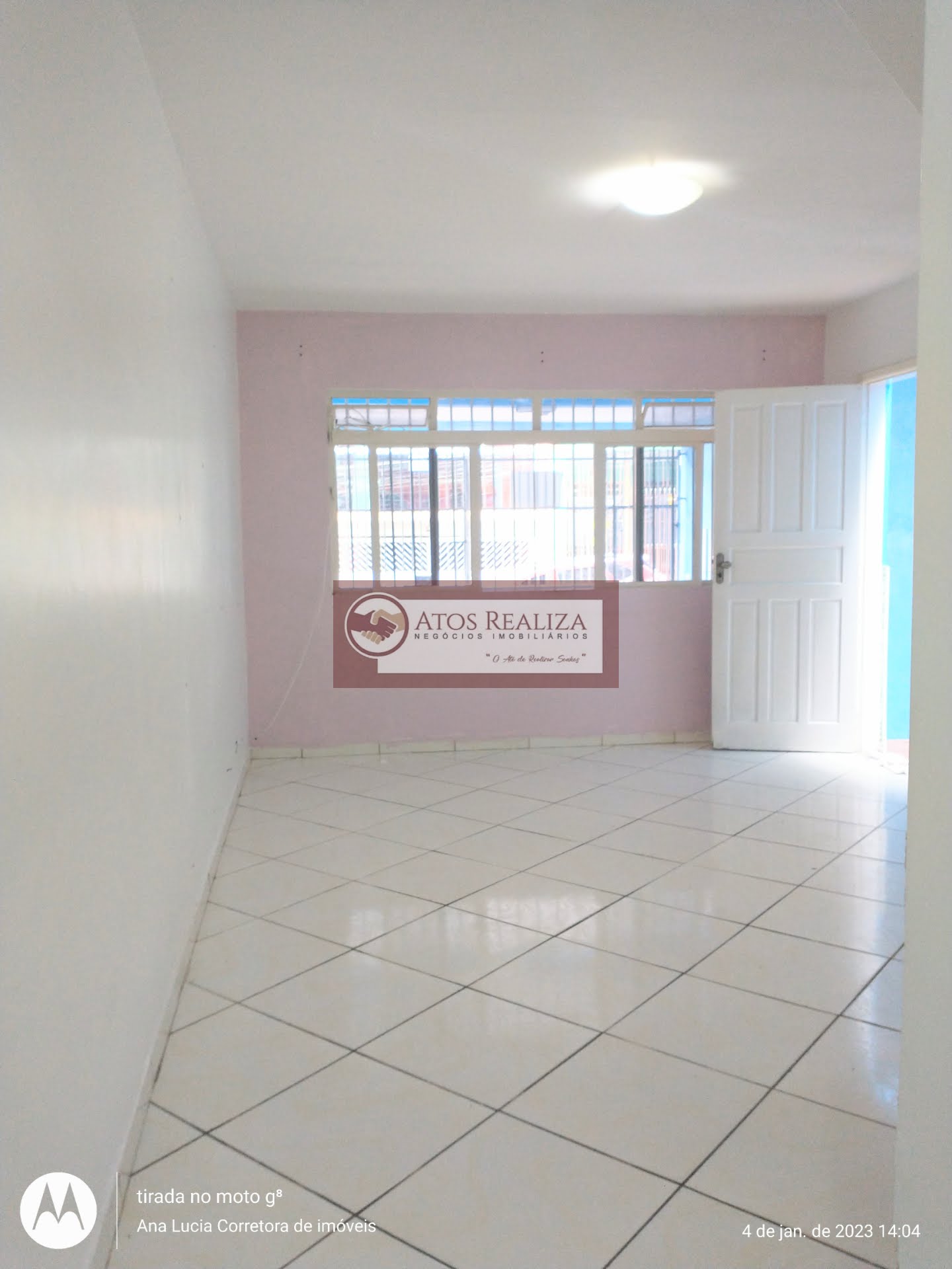 Casa para alugar com 2 quartos, 2 banheiros, 1 vaga e 100m² no Balneário São José, São Paulo — foto principal