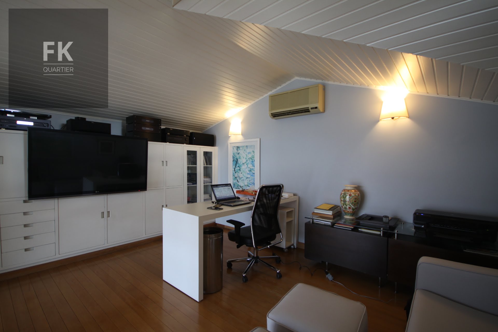 Casa à venda com 4 quartos, 3 suítes, 6 vagas e 408m² no Alphaville Empresarial, Barueri (SP) — foto 18 de 27