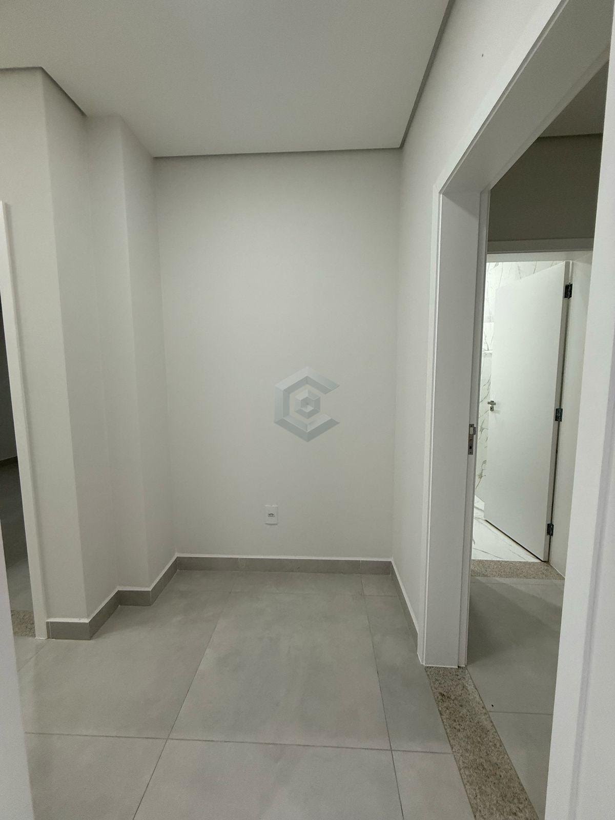 Casa à venda com 3 quartos, 3 suítes, 6 vagas e 248m² no Alphaville 3, Votorantim (SP) — foto 21 de 30