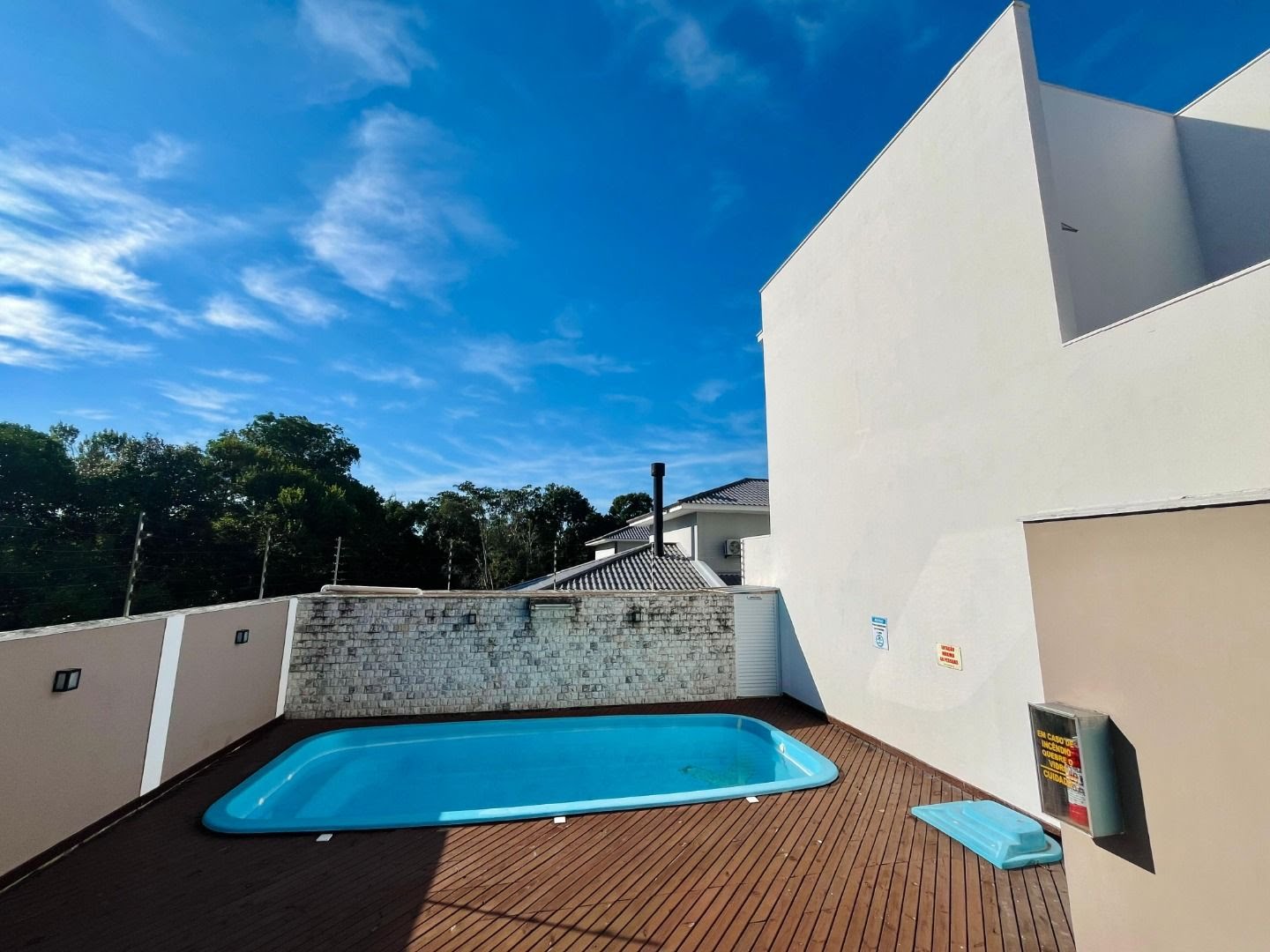 Piscina do condomínio