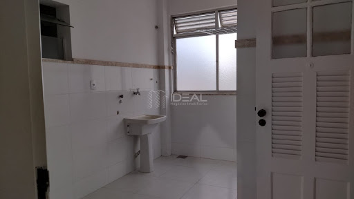 apartamento de 2 quartos sendo 1 suítes disponível para locação no Centro - Campos dos Goytacazes, RJ