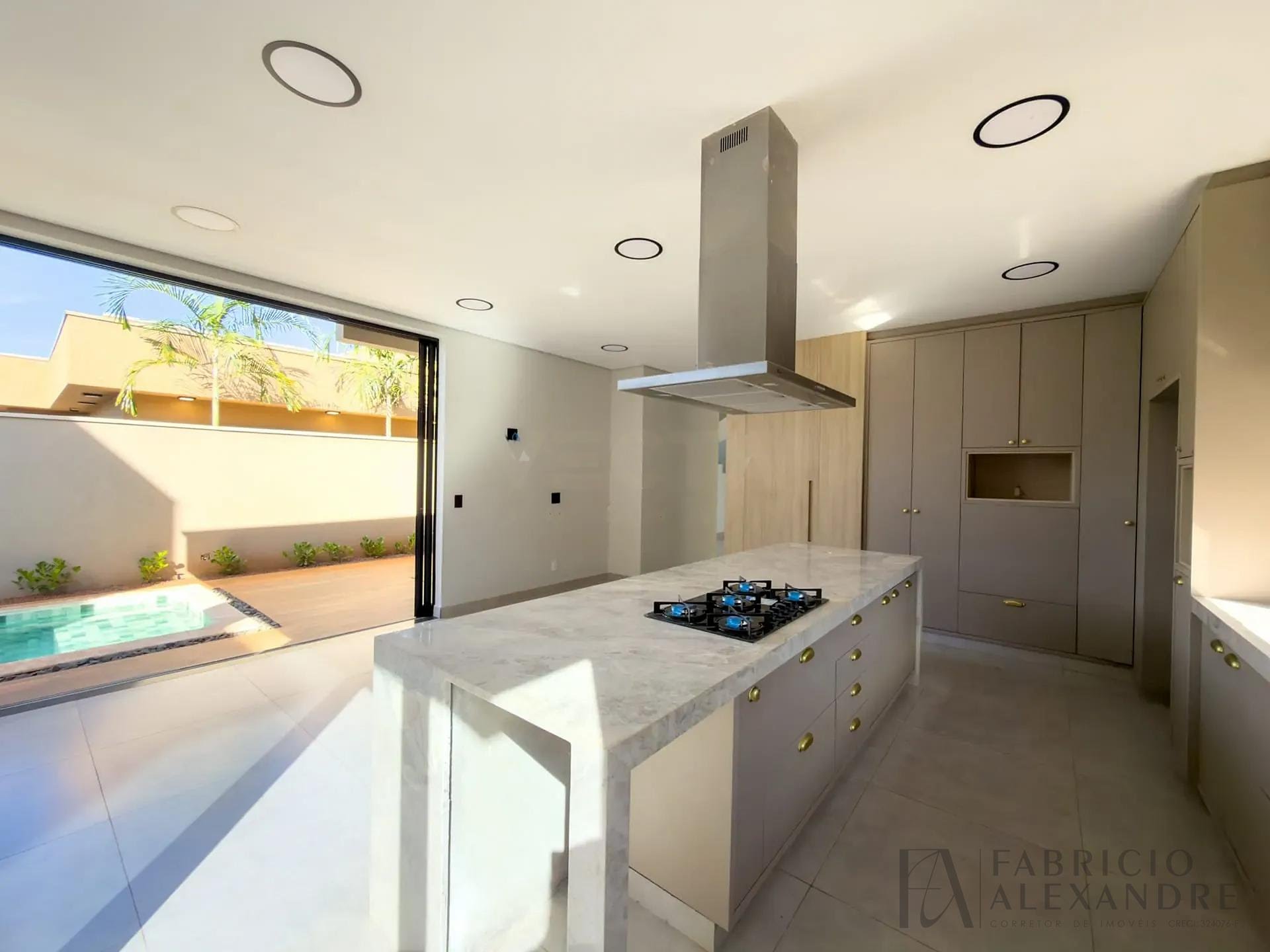 Casa à venda com 3 quartos, 3 suítes, 4 vagas e 250m² no Alphaville, Mirassol (SP) — foto 7 de 24