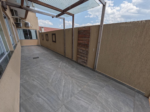 Amplo apartamento Garden com terraço e piscina exclusiva!