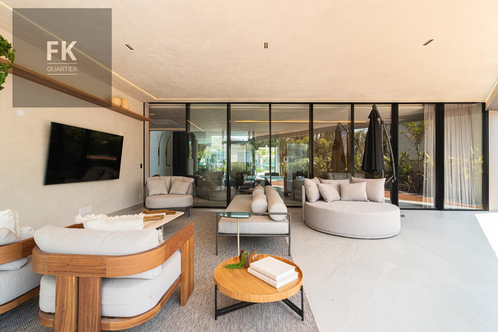 Casa à venda com 4 quartos, 4 suítes, 10 vagas e 1079m² no Alphaville Residencial Zero, Barueri (SP) — foto 15 de 30