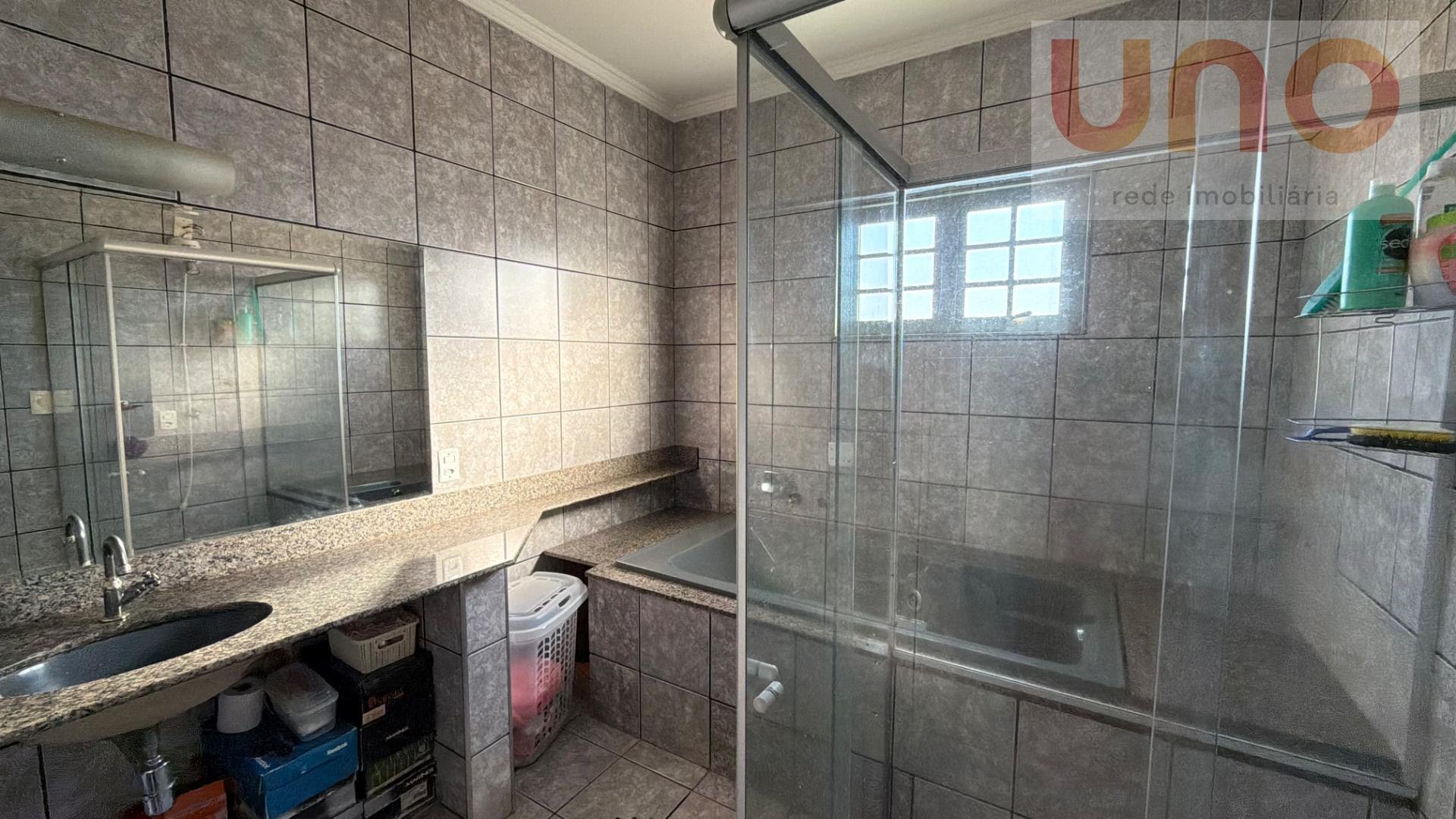 Casa à venda com 3 quartos, 1 suíte, 7 vagas e 370m² no Vila Vilas Boas, Campo Grande (MS) — foto 2 de 25