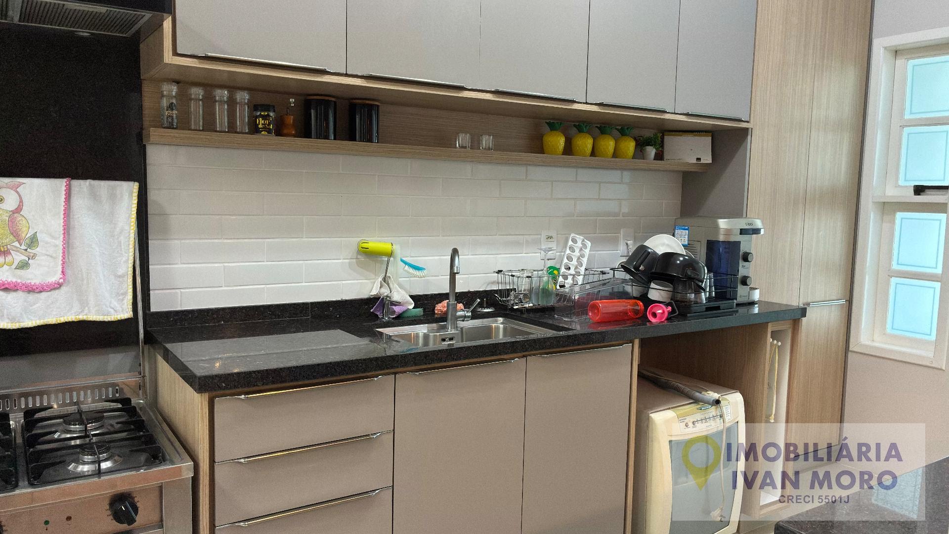 Casa para alugar com 6 quartos, 1 suíte, 2 vagas e 270m² no Daniela, Florianópolis (SC) — foto 29 de 30