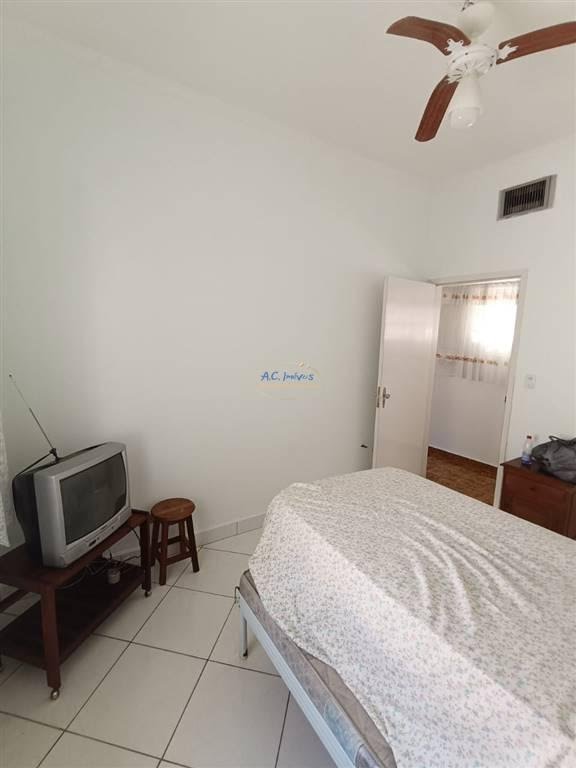 Casa à venda com 3 quartos, 1 suíte, 2 vagas e 115m² no Cidade Ocian, Praia Grande (SP) — foto 16 de 30