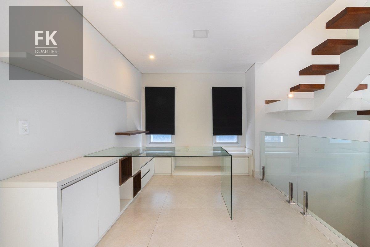 Casa à venda com 4 quartos, 4 suítes, 6 vagas e 430m² no Alphaville, Santana de Parnaíba (SP) — foto 7 de 30