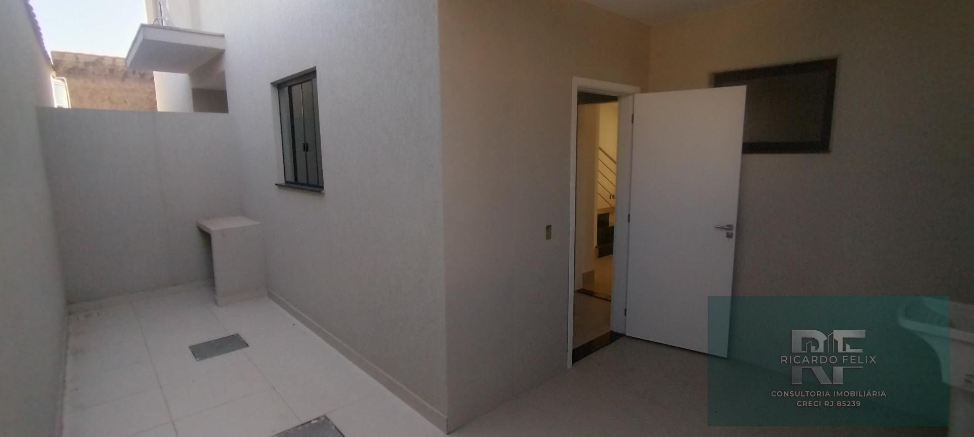 Casa à venda com 3 quartos, 3 suítes, 3 vagas e 160m² no Costazul, Rio das Ostras (RJ) — foto 11 de 28