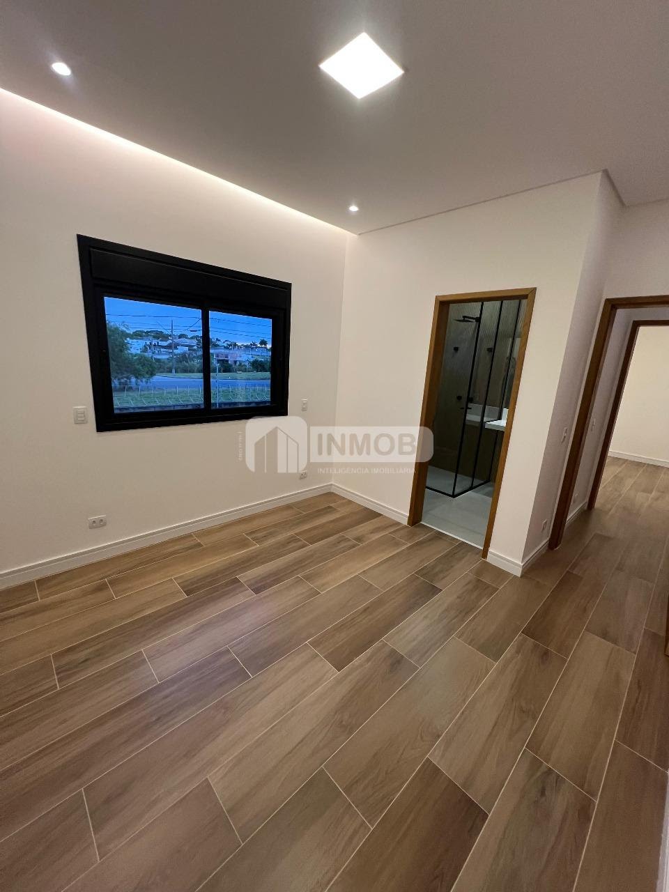 Casa à venda com 4 quartos, 4 suítes, 4 vagas e 250m² no Caminho Novo, Tremembé (SP) — foto 8 de 28