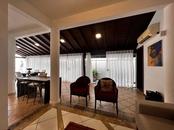 Casa à venda com 5 quartos, 2 suítes, 3 vagas e 390m² no Jurerê Internacional, Florianópolis (SC) — foto 14 de 30