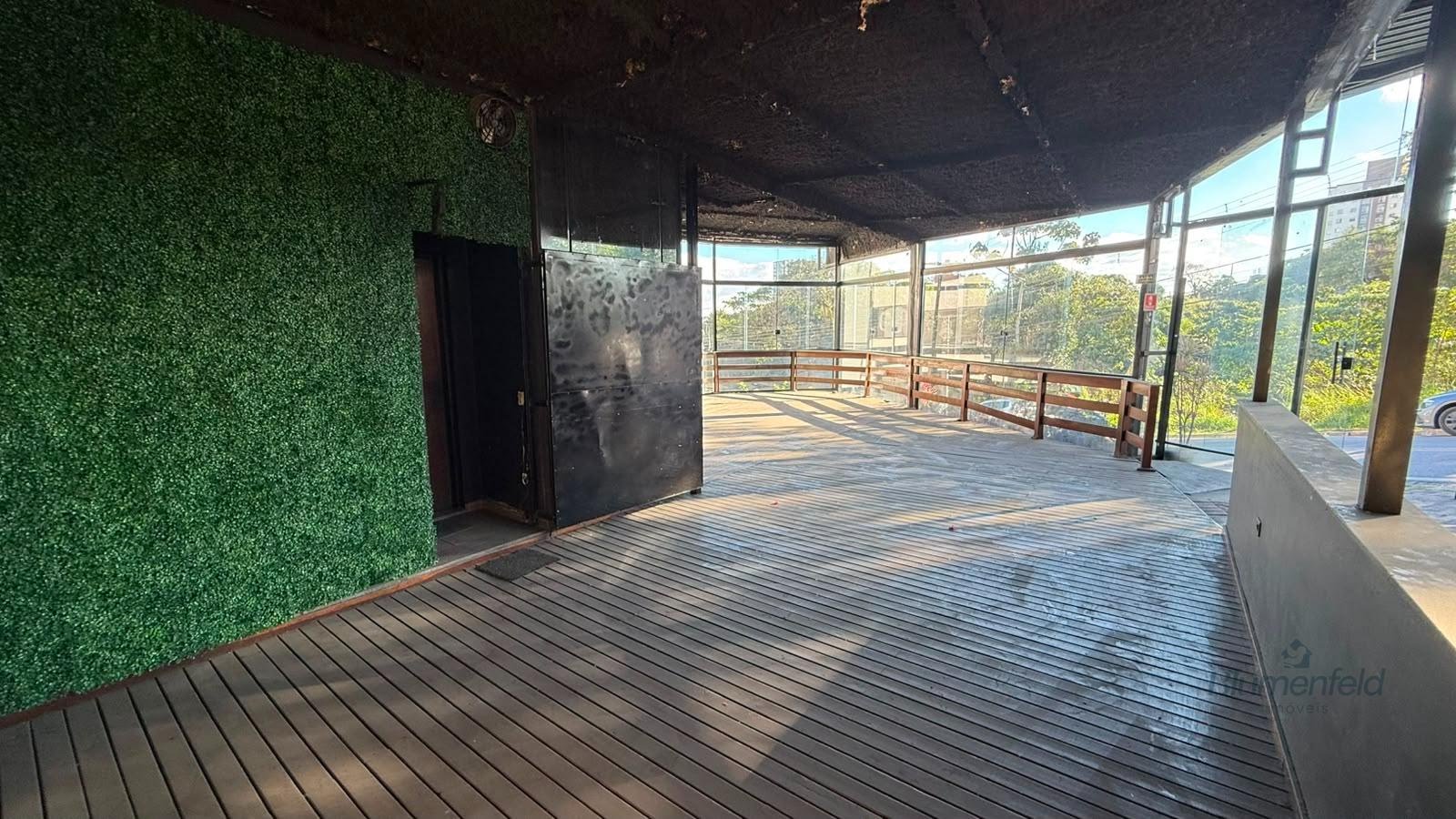 Comercial para alugar com 5 banheiros e 300m² no Centro, Arujá (SP) — foto 27 de 30