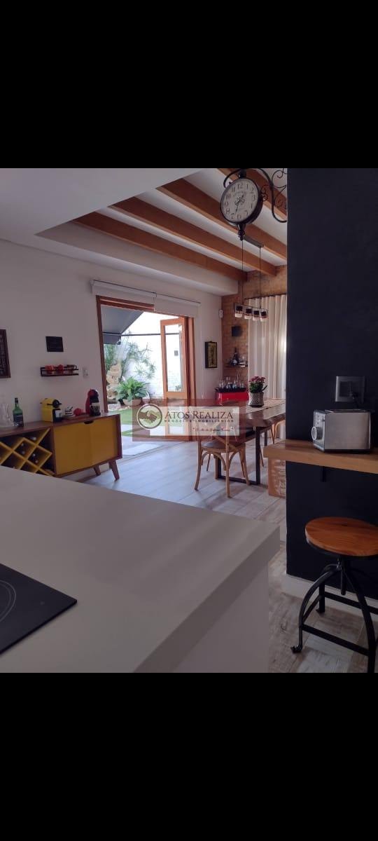 Casa à venda com 3 quartos, 3 suítes, 4 vagas e 210m² no Moema, São Paulo (SP) — foto 11 de 20