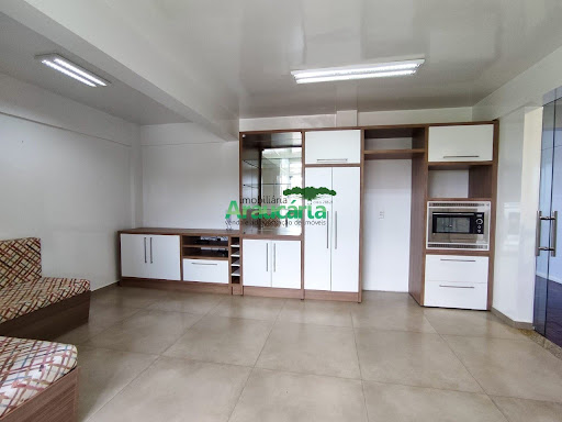 Cozinha com móveis sob medida