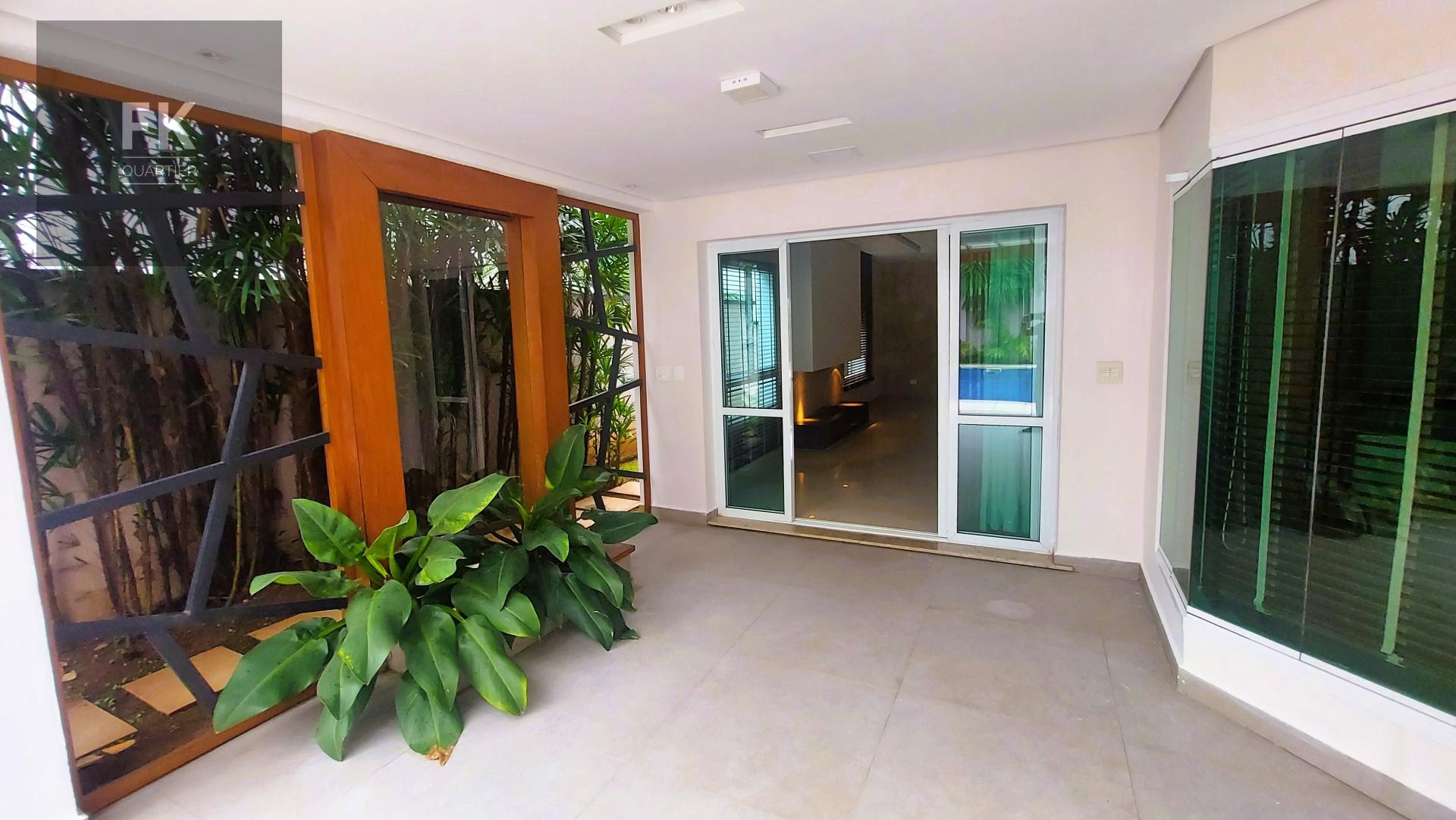 Casa à venda com 4 quartos, 4 suítes, 6 vagas e 550m² no Alphaville, Barueri (SP) — foto 9 de 27