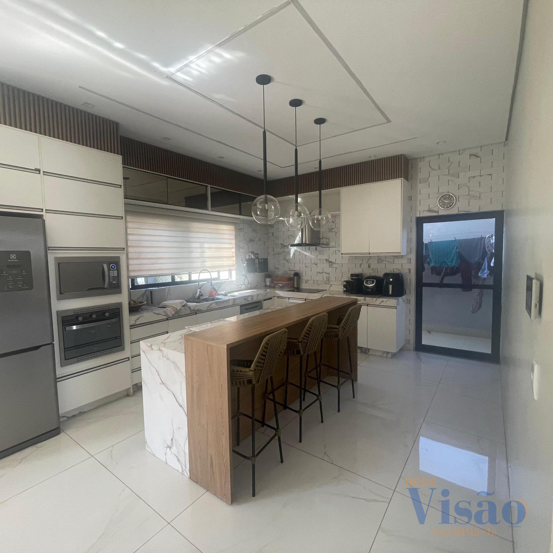 Casa à venda com 4 suítes, 2 vagas e 450m² no Paracatuzinho, Paracatu (MG) — foto 9 de 30