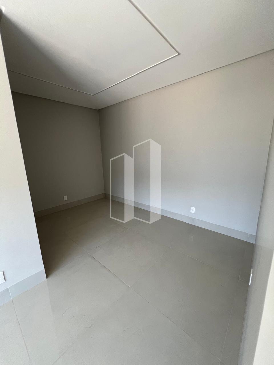 Casa à venda com 4 quartos, 3 suítes, 2 vagas e 246m² no Jardins Capri, Senador Canedo (GO) — foto 17 de 30