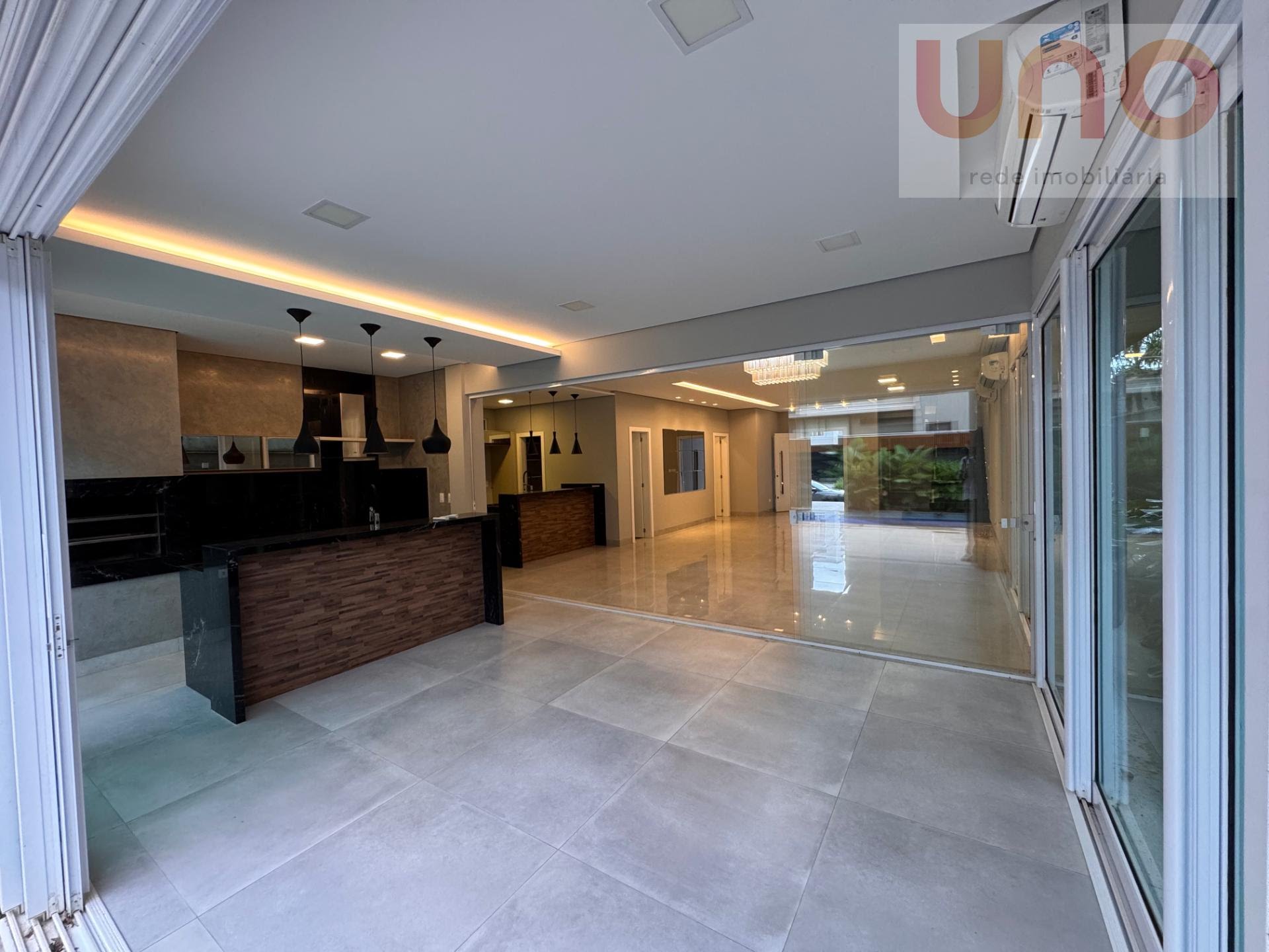 Casa à venda com 4 quartos, 4 suítes, 2 vagas e 308m² no Parque Residencial Maria A Pedrossian, Campo Grande (MS) — foto 23 de 30
