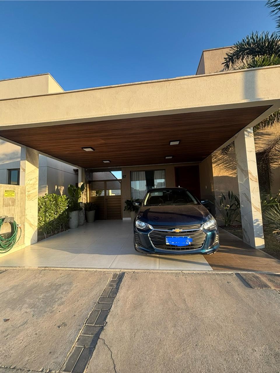 Casa à venda com 4 quartos, 2 suítes, 2 vagas e 120m² no Registro, Feira de Santana (BA) — foto 2 de 23