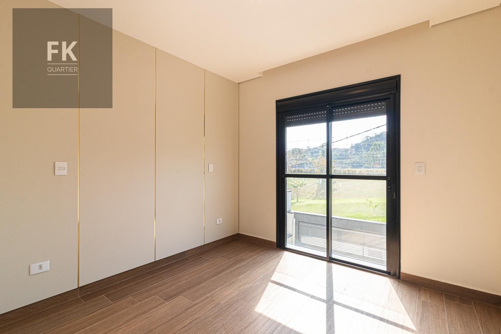 Casa à venda com 3 quartos, 1 suíte, 2 vagas e 177m² no Villas do Jaguari, Santana de Parnaíba (SP) — foto 13 de 26