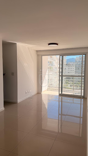 Apartamento em Recreio dos Bandeirantes  -  Rio de Janeiro