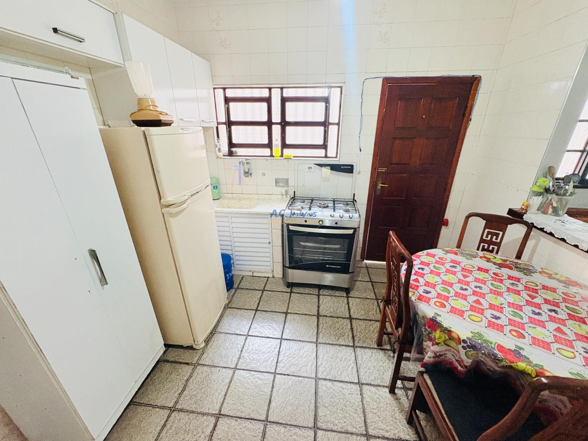 Casa à venda com 2 quartos, 1 suíte, 2 vagas e 60m² no Cidade Ocian, Praia Grande (SP) — foto 8 de 18