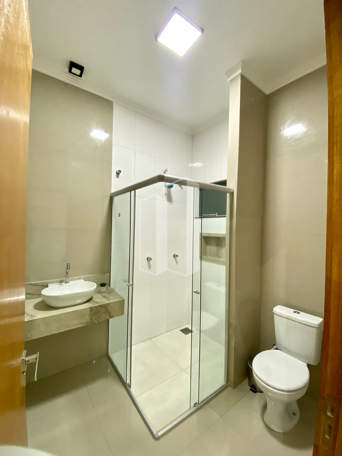 Casa à venda com 4 quartos, 4 suítes, 4 vagas e 320m² no Jardim Venezuela, Morrinhos (GO) — foto 28 de 30