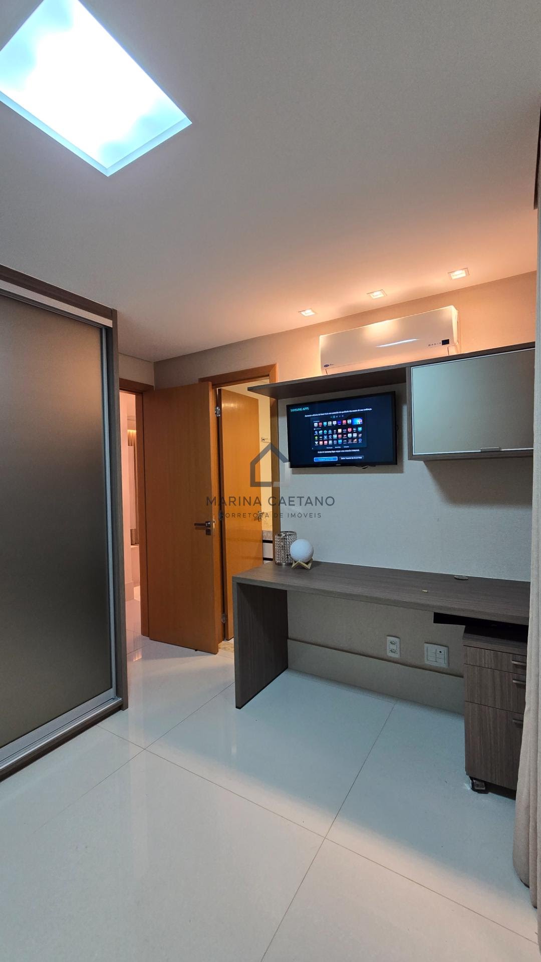 Suite 2
