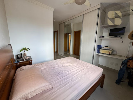 Apartamento em Goiabeiras, Cuiabá com 3 Dormitórios e Suíte
