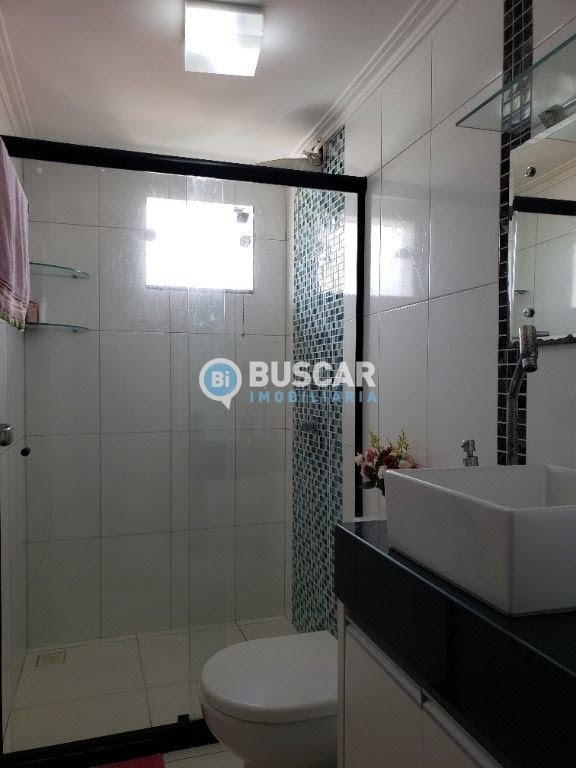 Casa à venda com 4 quartos, 4 suítes, 2 vagas e 202m² no Cidade Nova, Feira de Santana (BA) — foto 6 de 26