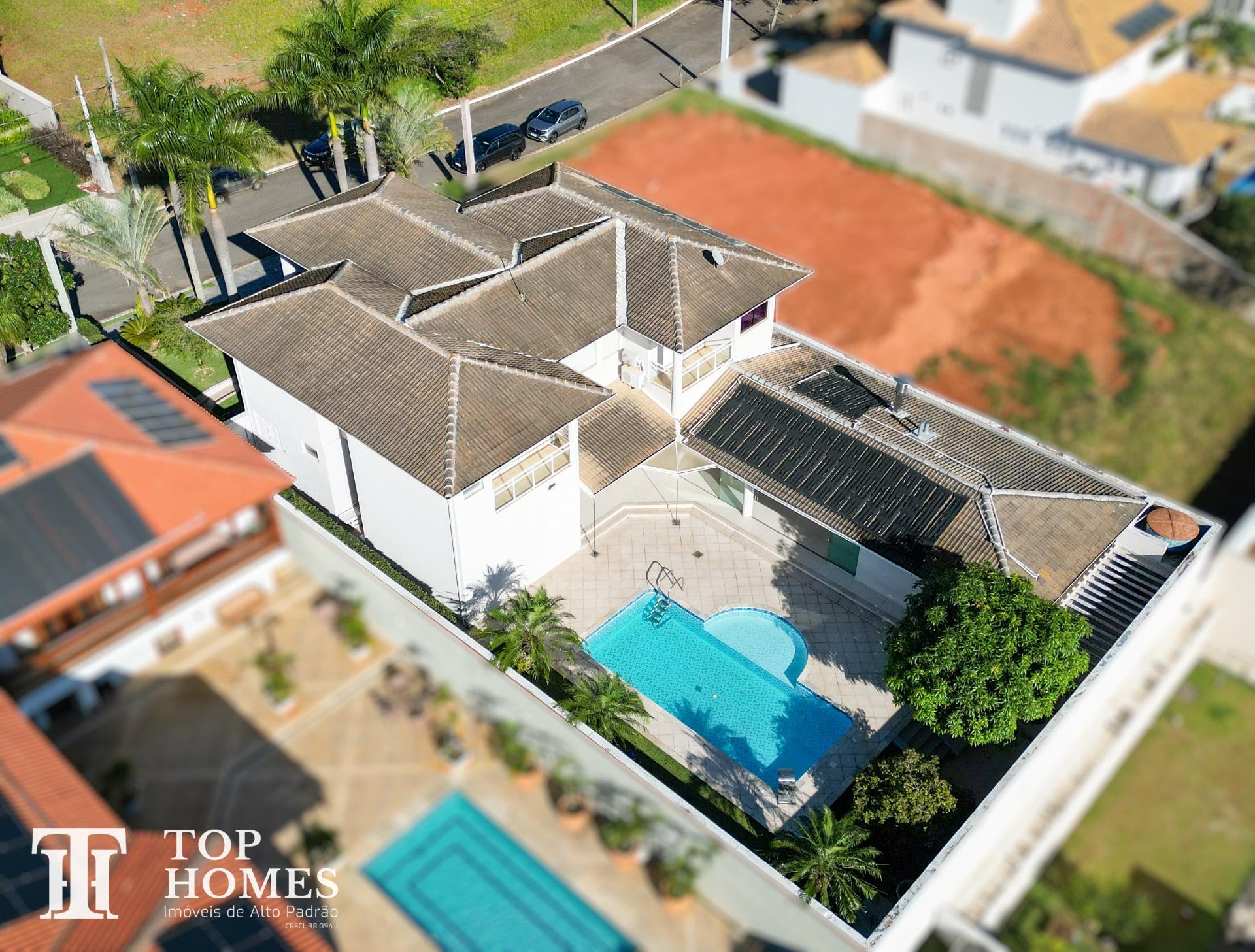 Casa de alto padrão para venda ou locação no condomínio Terras de São Carlos em Jundiaí/SP