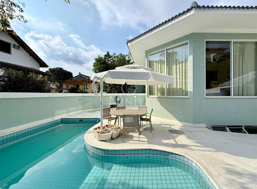 Casa à venda condomínio Jardim Nova Barra