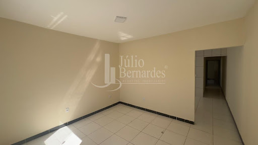Casa à venda em Independência, Montes Claros | 2 quartos
