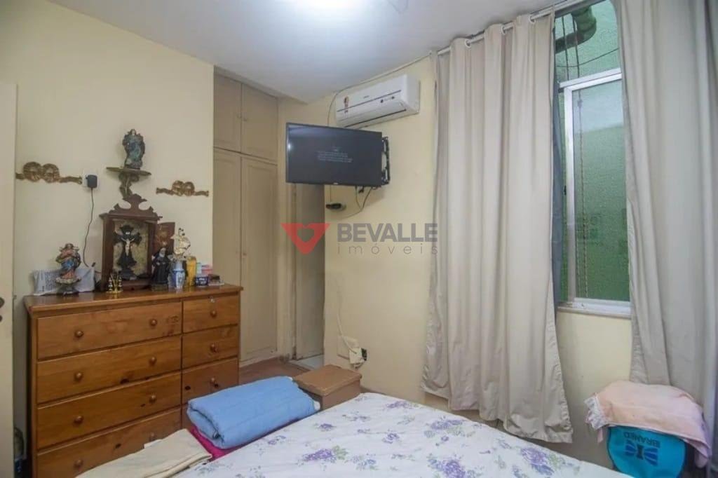 Casa à venda com 6 quartos, 3 suítes e 300m² no Botafogo, Rio de Janeiro (RJ) — foto 12 de 28