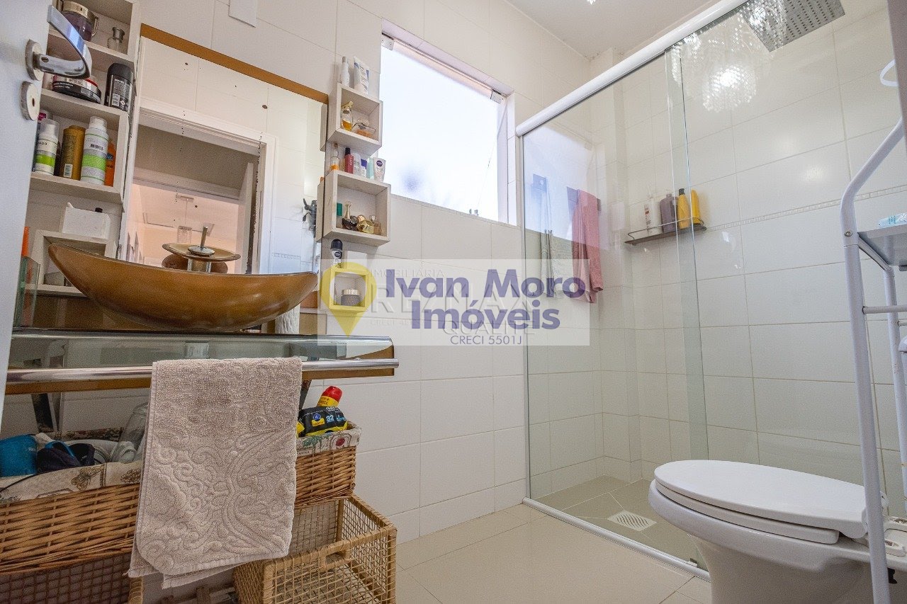 Casa à venda com 3 quartos, 1 suíte, 1 vaga e 242m² no São João do Rio Vermelho, Florianópolis (SC) — foto 22 de 27