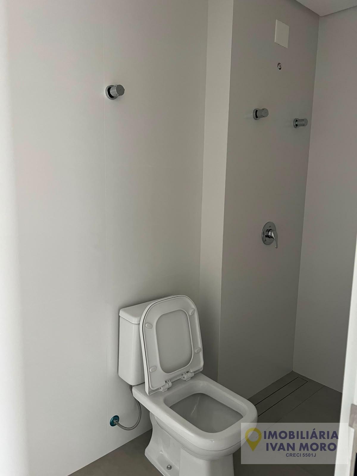 Apartamento à venda com 2 quartos, 2 suítes, 2 vagas e 74m² no Jurerê, Florianópolis (SC) — foto 17 de 24