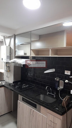 Conheça o apartamento com sacada no Centro de Diadema - 2 dormitórios, 1 suíte, 56m² por R$ 370.000 para venda e locação