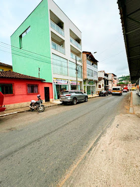 Apartamento no Centro de Sabinópolis: Venda por R$ 1 e Locação Disponível