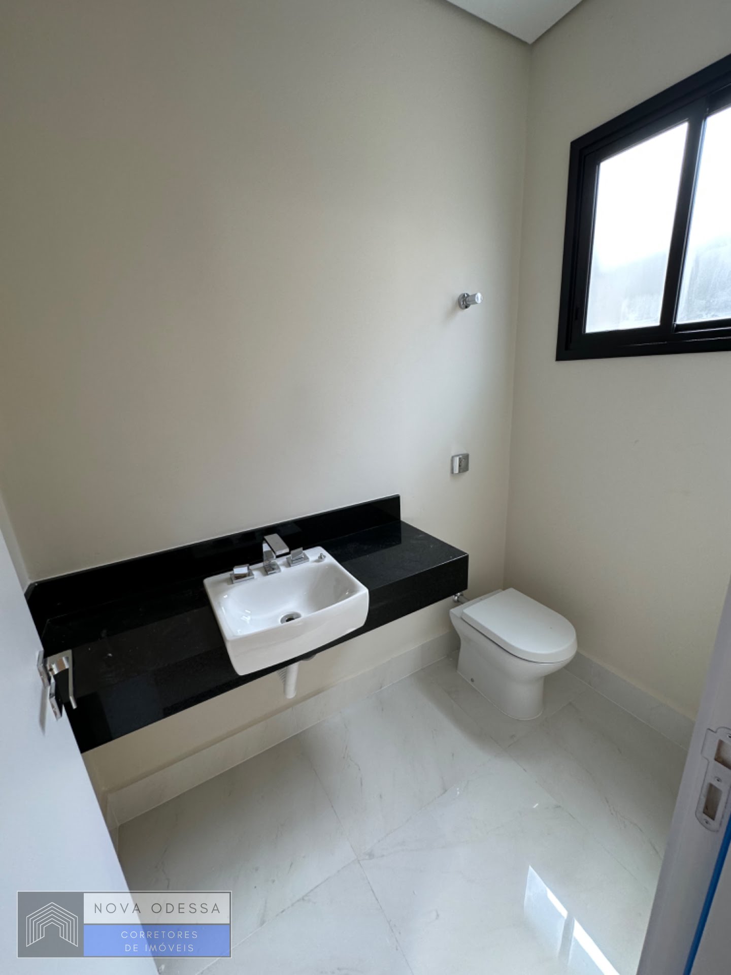 Casa à venda com 3 quartos, 1 suíte, 4 vagas e 185m² no Engenho Velho II, Nova Odessa (SP) — foto 17 de 26