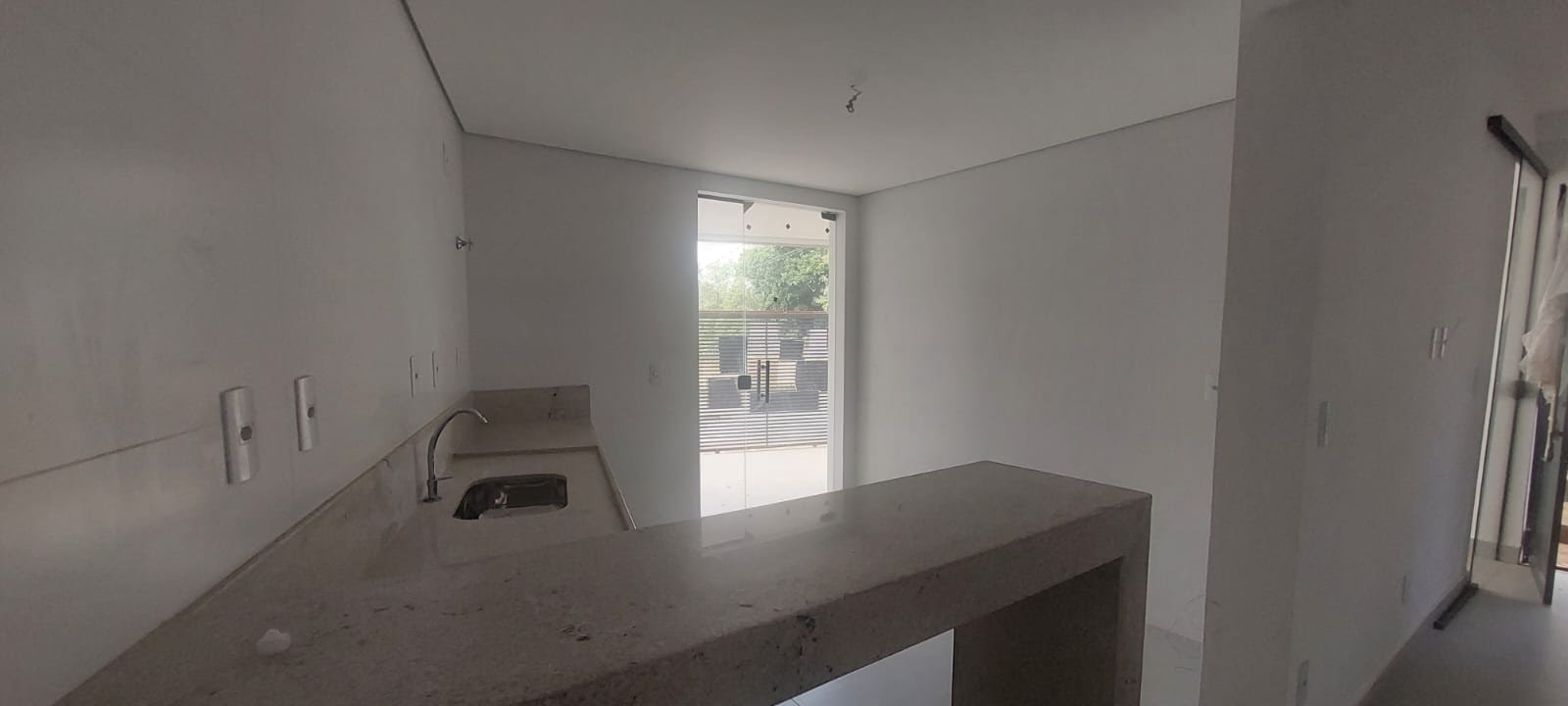 Casa à venda com 3 quartos, 1 suíte, 2 vagas e 65m² no Planalto, Belo Horizonte (MG) — foto 7 de 14