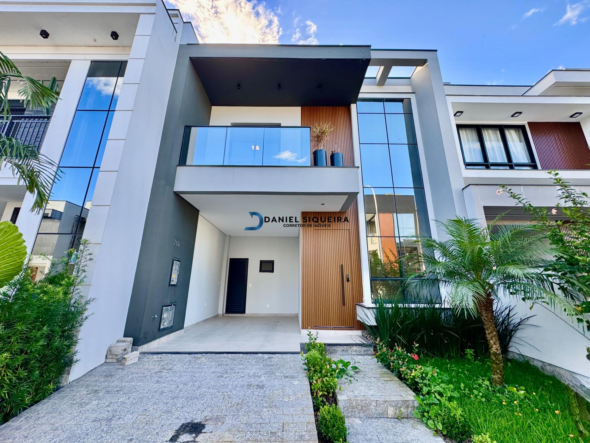 Casa à venda com 3 quartos, 1 suíte, 2 vagas e 149m² no Bairro Deltaville, Biguaçu (SC) — foto 2 de 30