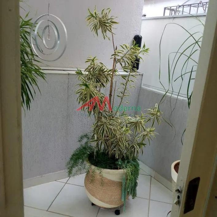 Casa à venda com 4 quartos, 1 suíte, 2 vagas e 280m² no Anchieta, São Bernardo do Campo (SP) — foto 22 de 30