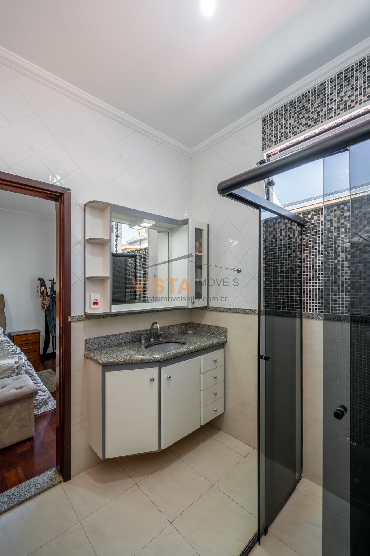 Casa à venda com 3 quartos, 1 suíte, 4 vagas e 300m² no Jardim Priscila, São João da Boa Vista (SP) — foto 7 de 13