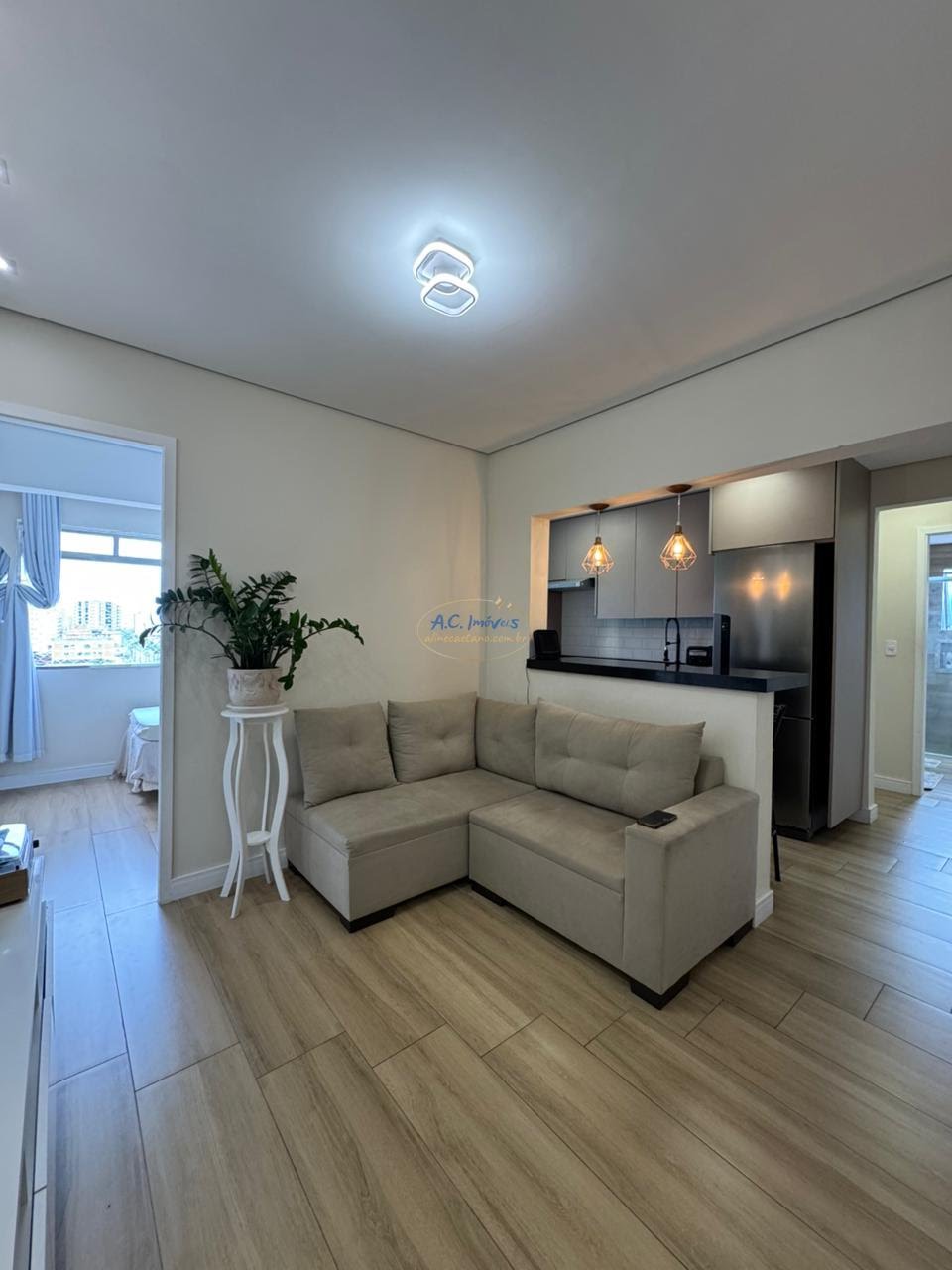 Apartamento à venda com 2 quartos, 1 banheiro, 1 vaga e 63m² no Vila Tupi, Praia Grande (SP) — foto 2 de 16