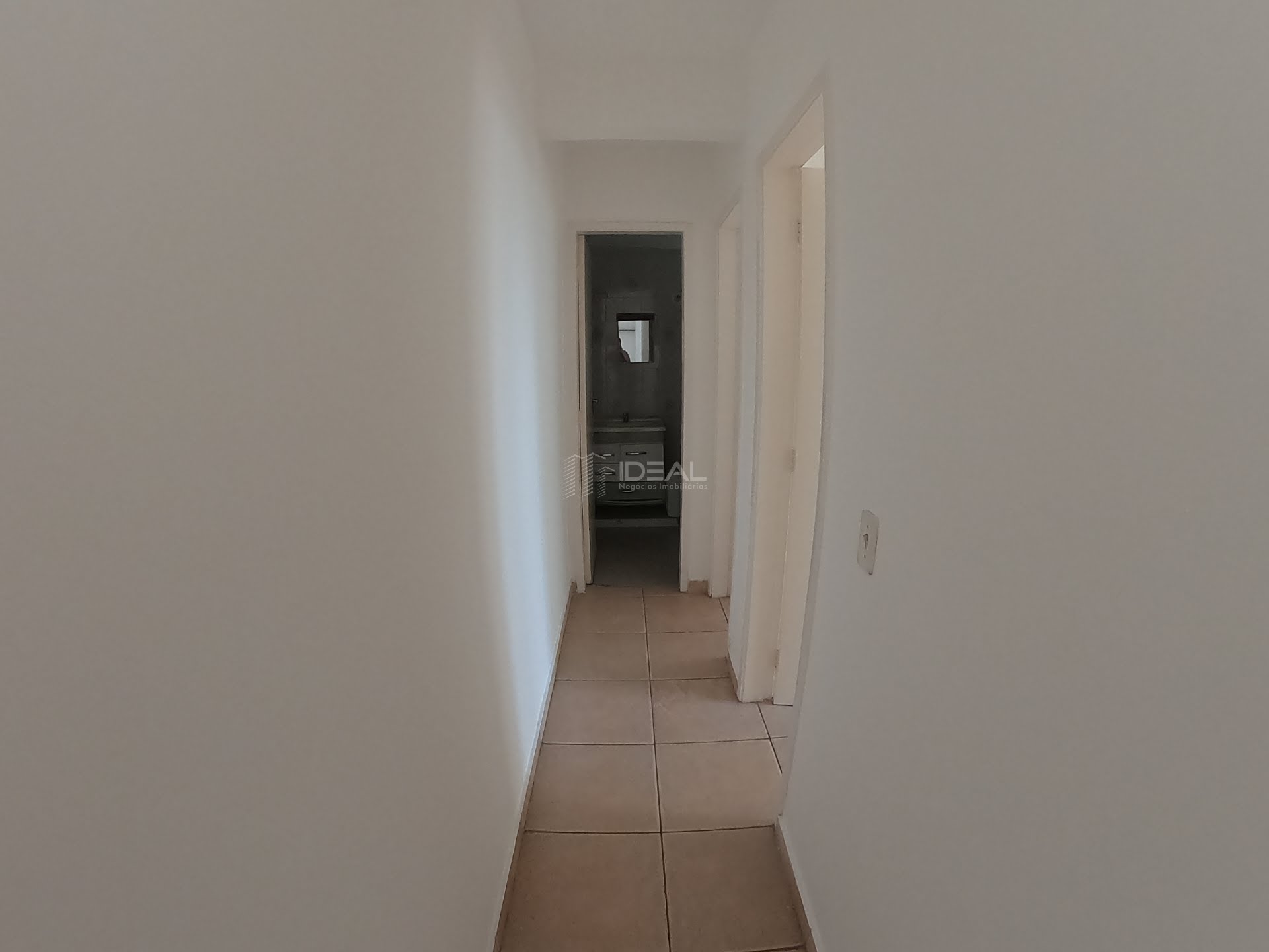 Apartamento de 2 quartos para locação próximo a Pelinca no Ed. Formosão - Campos dos Goytacazes, RJ 